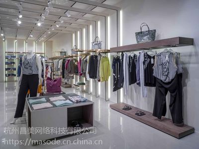 光影魔法 女裝店燈光設(shè)計(jì)全攻略，點(diǎn)亮銷(xiāo)售與格調(diào)